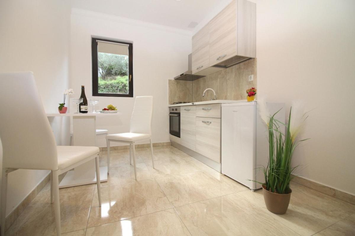 Apartaments Paradise Koper Exterior photo